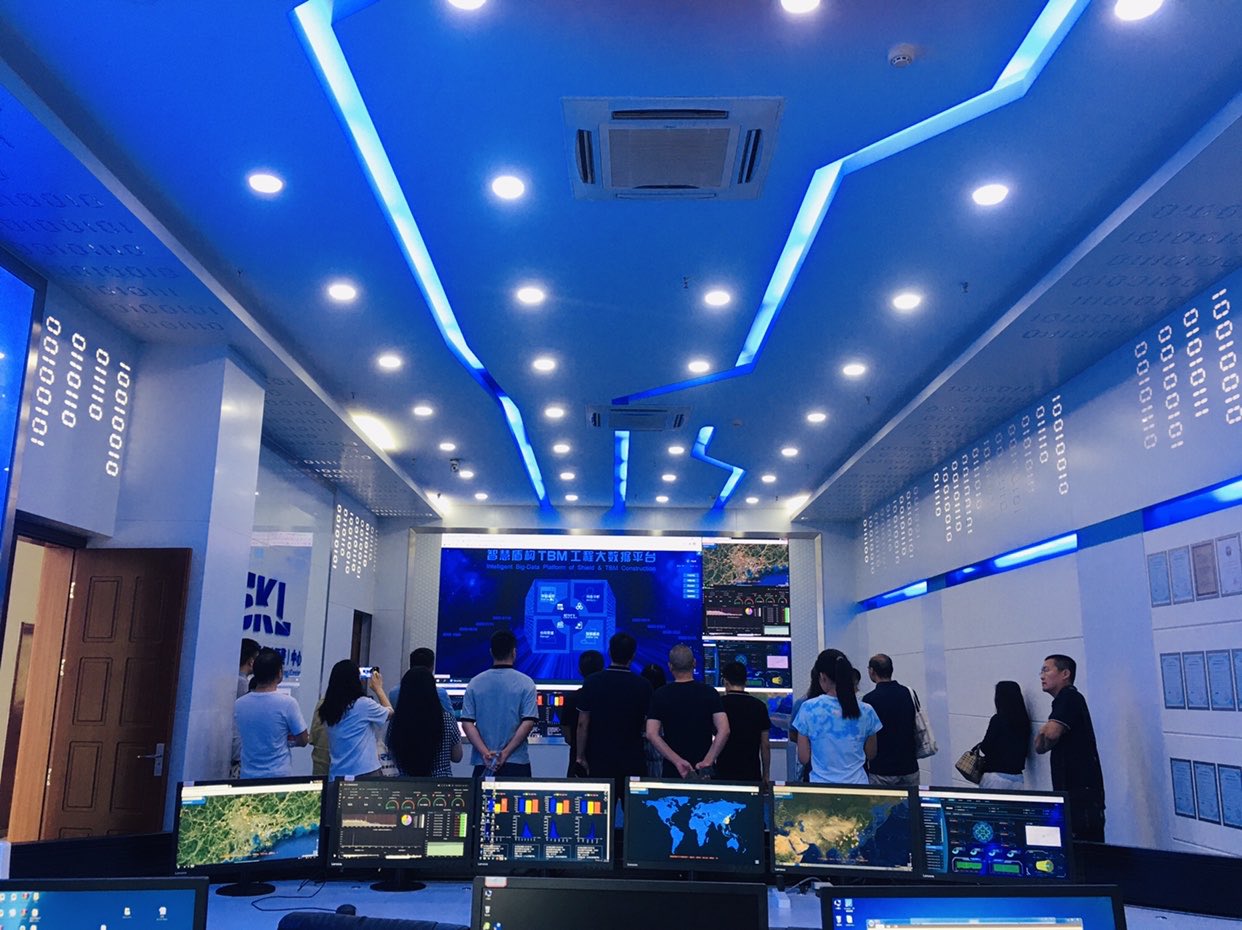 1+x全断面隧道掘进机操作师资能力培训班圆满成功